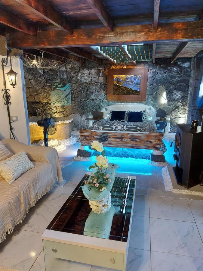 Aloelux Villa ! - Private Villa With Jacuzzi, Cinema ,Massage ,Wonderful View, Art Desing Villa Conil Exteriér fotografie